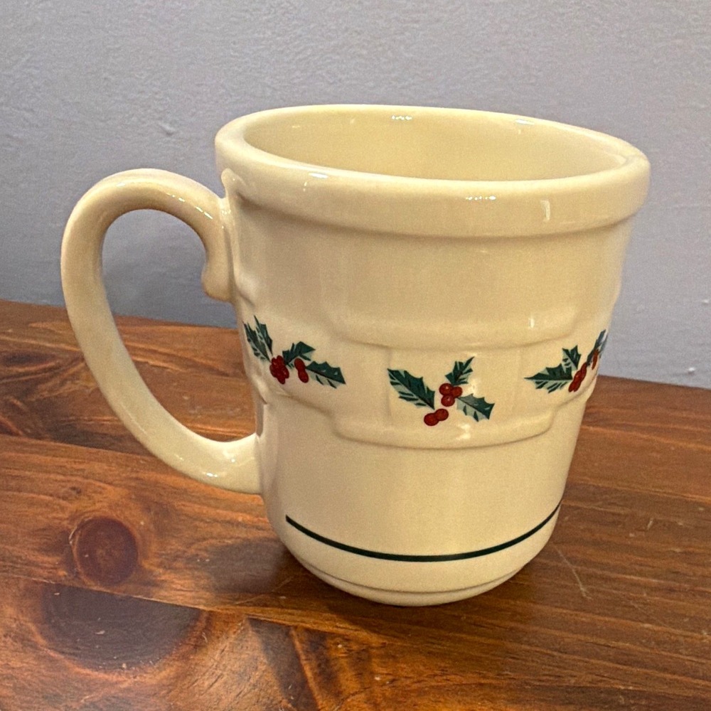 Longaberger Pottery Cream Holly Christmas Ceramic Coffee Mug 12 oz Excellent